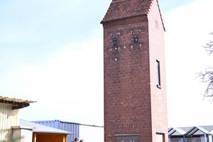 Trebnitz bereitet den Dorfplatz auf den Frühling vor. © Pressestelle DSC 2007